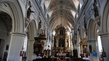 Kath. Pfarrkirche St. Johannes Baptist in Pfaffenhofen a. d. Ilm | Bild: picture-alliance/dpa/Helmut Meyer
