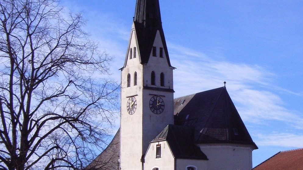 Kath. Pfarrkirche St. Andreas in Sachsenkam | Bild: Michael Mannhardt