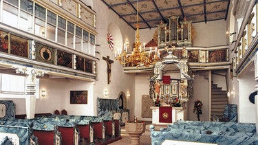 Ev. St. Martinskirche in Töpen in Oberfranken | Bild: Oberfränkischer Ansichtskartenverlag Bouillon GmbH