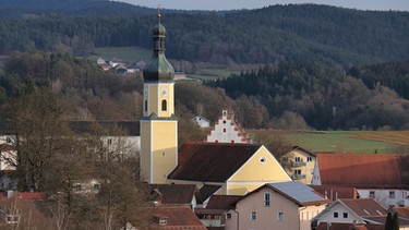 Katholische Pfarrkirche St. Elisabeth in Blaibach | Bild: Armin Reinsch