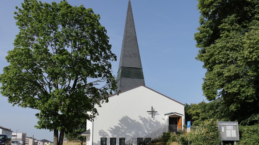 Evangelische Friedenskirche in Hemau
| Bild: Armin Reinsch