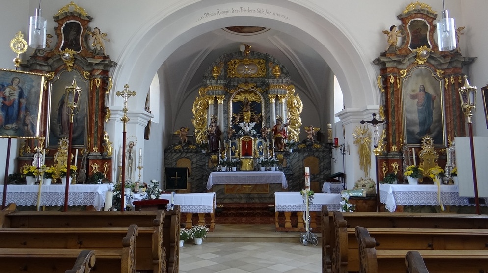 Kirche Mariä Geburt in Kirchenbuch  | Bild: Horst Helfensdörfer