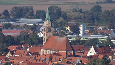 Katholische Pfarrkirche St. Johannes der Täufer in Neumarkt | Bild: Armin Reinsch