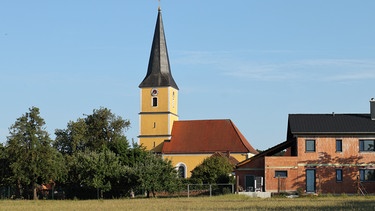 Katholische Expositurkirche St. Vitus und Leonhard in Neunaigen | Bild: Armin Reinsch