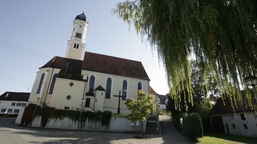 Kath. Pfarrkirche St. Martin in Batzenhofen  | Bild: Axel Weiss
