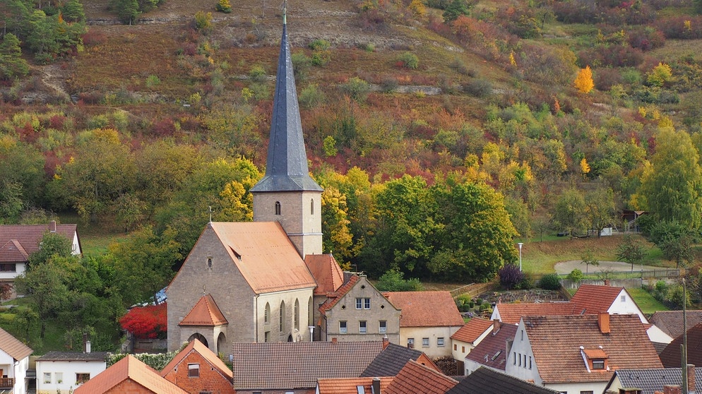 Katholische Pfarrkirche St. Jakobus in Machtilshausen | Bild: Astrid Zier