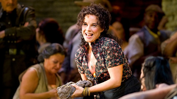 Elīna Garanča als Carmen 2009 an der Metropolitan Opera New York | Bild: picture-alliance/dpa