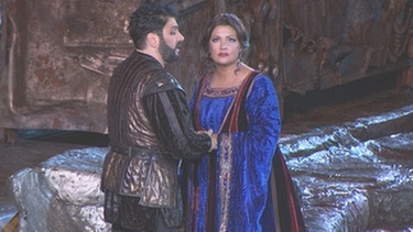 Yusif Eyvazov und Anna Netrebko als Manrico und Leonora in Il Trovatore von Verdi in der Arena von Verona, 2019. | Bild: BR