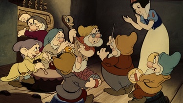 Filmszene: "Schneewittchen und die sieben Zwerge" (Snow White and the Seven Dwarfs), Zeichentrickfilm, USA 1937. | Bild: picture alliance/akg-images