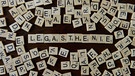 Begriff Legasthenie - Holzbuchstaben Durcheinander | Bild: picture alliance / Bildagentur-online/Joko | Bildagentur-online/Joko