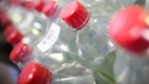 Mehrweg-Plastikflaschen | Bild: picture-alliance/dpa