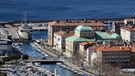 Blick über den Hafen von Rijeka  | Bild: picture-alliance/dpa
