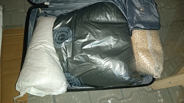 Von Fahndern beschlagnahmte Droge Captagon  | Bild: picture-alliance/dpa