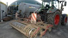 Symbolbild: Traktor neben Güllefass neben Biogasnalage | Bild: picture alliance / AGRAR-PRESS/Fotograf Krick