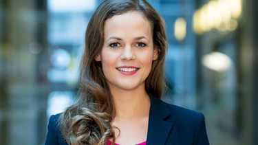 Portrait Harriet von Waldenfels | Bild: ZDF/Svea Pietschmann