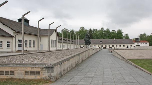 ehemalige Wirtschaftsgebäude, KZ_Gedenkstätte Dachau | Bild: BR
