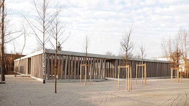Besucherzentrum der KZ-Gedenkstätte Dachau | Bild: Stefan Müller-Naumann