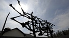 Mahnmal in der KZ-Gedenkstätte Dachau | Bild: picture-alliance/dpa