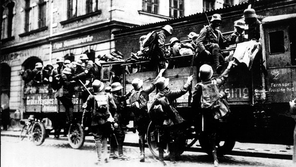 Hitler-Putsch 1923 in München | Bild: picture-alliance/dpa