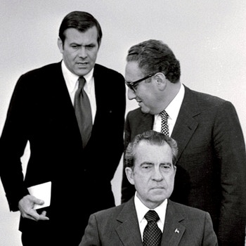 Donald Rumsfeld, Henry Kissinger, Richard Nixon (von links oben nach rechts unten) | Bild: picture-alliance/dpa