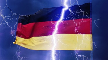 Deutschlandflagge mit Blitz | Bild: picture alliance/Klaus Ohlenschläger