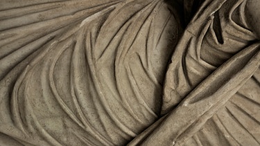 Skulptur Roemisch, um 150 n.Chr. - Statue einer Frau vom Typus der 'Grossen Herculanerin' | Bild: picture-alliance / Herve Champollion / akg-images | / akg-images
