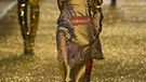 Vivienne-Westwood-Model bei der Pariser Modewoche 2011 | Bild: picture-alliance/dpa