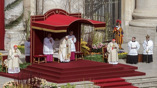 Palmsonntag mit Papst Franziskus in Rom | Bild: picture-alliance/dpa
