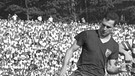 Franz Beckenbauer (l) und der Meidericher Manfred Müller in einer Spielszene im DFB-Pokalfinale | Bild: picture-alliance/dpa