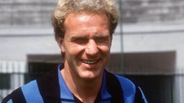Karl Heinz Rummenigge im Trikot von Inter Mailand 1984 | Bild: picture-alliance/dpa