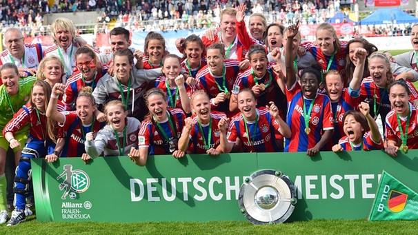 FC Bayern München, Deutscher Frauenfußball-Meister 2015 | Bild: dpa-Bildfunk