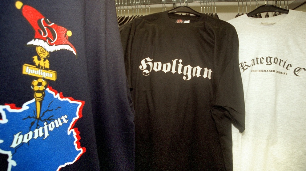 T-Shirt Aachen ein Leben lang für alle Ultras Hooligans Rowdys fussballfans 