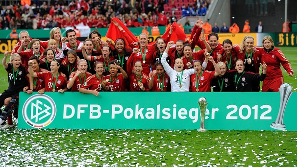 FCB Frauen DFB-Pokal Gewinn | Bild: picture-alliance/dpa