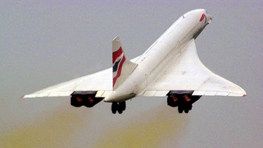 Eine Concorde beim Start im Jahr 2000. Das Überschallflugzeug war doppelt so schnell wie jedes normale Passagierflugzeugt. Am 2. März 1969 startete die Concorde zu ihrem Jungfernflug. | Bild: dpa-Bildfunk/epa PA Ockenden