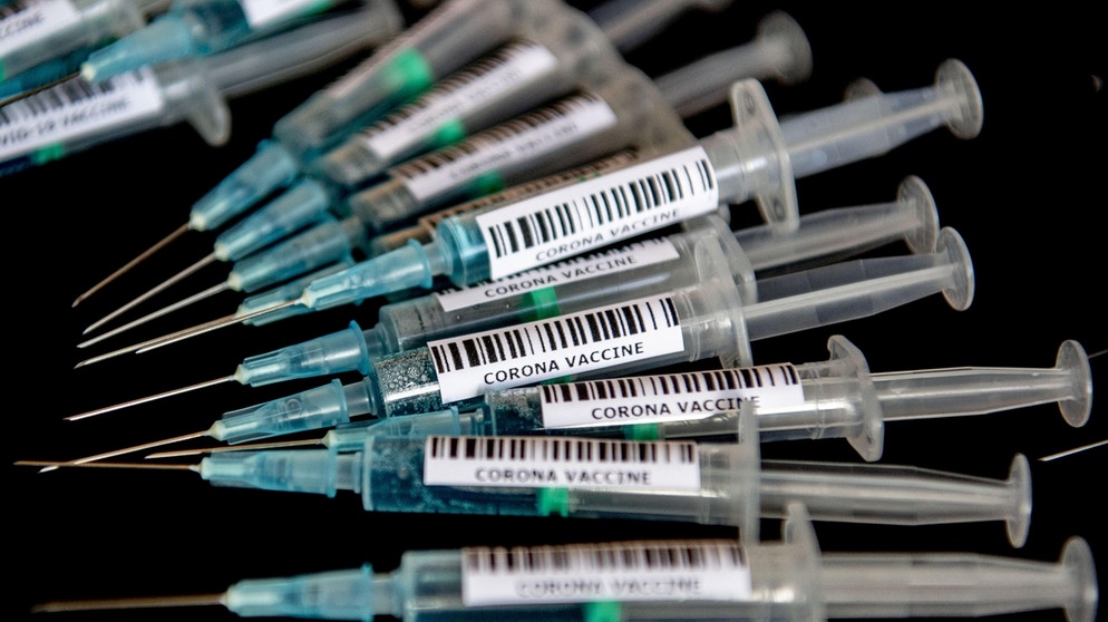 Moderna hat die vorläufigen Testergebnisse zu seinem Corona-Impfstoff bekannt gegeben. | Bild: picture-alliance/ROBIN UTRECHT