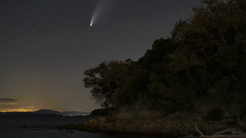 Komet Neowise am 18. Juli 2020 im Zeitraffer | Bild: Eva-Maria Boßle