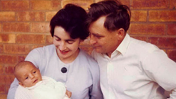 Stephanie Shirley mit ihrem Mann und Sohn Giles. | Bild: Stephanie Shirley