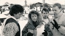 Die erste Sendung am 31.01.1991 (von links): Herbert Gogel (Moderator), Stefanie Tücking (Moderatorin) und Herbert Stiglmaier (Redakteur, rechts). Feld am See, Kärnten/Österreich. | Bild: BR