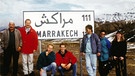 Ab 2. von links: Thomas Katze (Kamera), Herbert Stiglmaier (Redakteur), Christoph Deumling (Moderator), Klaus Huthmann (Regie) und Rolf Ruffer (Ton). Dreharbeiten im Hohen Atlas in Marokko, 1993. | Bild: BR/People Picture