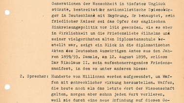 Manuskript der Sendereihe "Nie wieder Krieg" vom 11.12.1946 mit dem O.K.-Stempel der Militärregierung | Bild: BR/Historisches Archiv