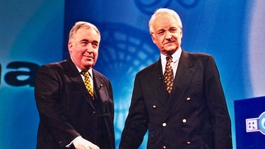 Albert Scharf und Ministerpräsident Edmund Stoiber bei der offiziellen Eröffnung von BR-alpha 1998. | Bild: BR / Sessner