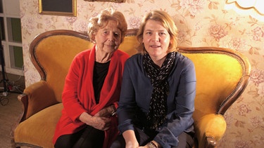 Dr. Gustava Mösler mit Interviewerin Ursula Zimmermann | Bild: BR / Sabine Rittner