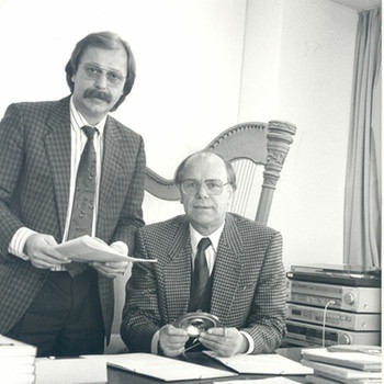 Alfred Artmeier mit Sohn Alfred jun. (1948-2021), der ebenfalls für die Volksmusik beim Bayerischen arbeitete, 1985
| Bild: BR/Historisches Archiv, Hans Grimm