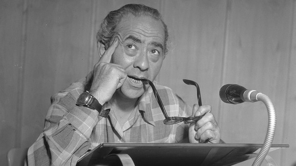 Fritz Benscher (1904-1970) am Mikrofon, Mai 1952 | Bild: BR, Historisches Archiv, Lindinger