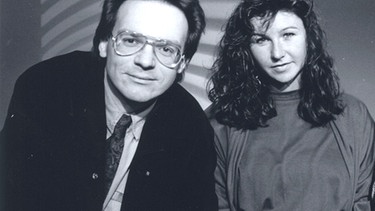 Das "Frankenschau"-Moderatoren-Duo Charly Hilpert und Karin Schubert mit Thomas Gruber (r.), 1990er Jahre. | Bild: BR / Studio Franken