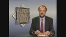  Michael Ament, Redakteur und Moderator (1992-2008) des ALPEN-DONAU-ADRIA Magazins im BR-Fernsehen, während der Moderation am Tisch, hinter ihm das Logo der Sendung | Bild: BR