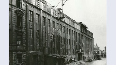 Der Riemerschmidbau 1945 nach den Bombenangriffen | Bild: BR / Historisches Archiv