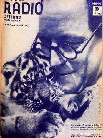 Das Titelbild der Bayerischen Radio-Zeitung vom März 1932 zeigt Paul Eipper mit einem kleinen Leoparden, ein Programmhinweis zu seinem Vortrag „Kann man Raubtiere lieben?“, den er am 17. März 1932 im Münchner Sender hielt. | Bild: BR, Historisches Archiv