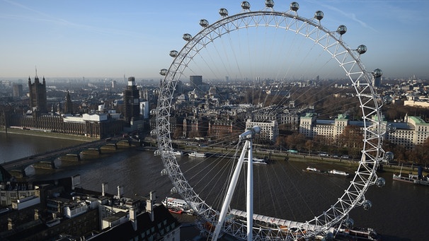 London Eye,  Westminster Palast und Themse in London, England | Bild: picture-alliance/dpa