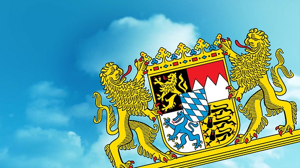 Wolken und bayerisches Wappen | Bild: BR